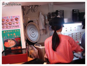 Japanese Restaurants in Tokyo Toto Don food and service  dishes are preparing